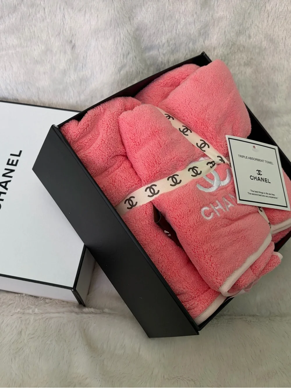Rare Auth Chanel Bath Towel Set!